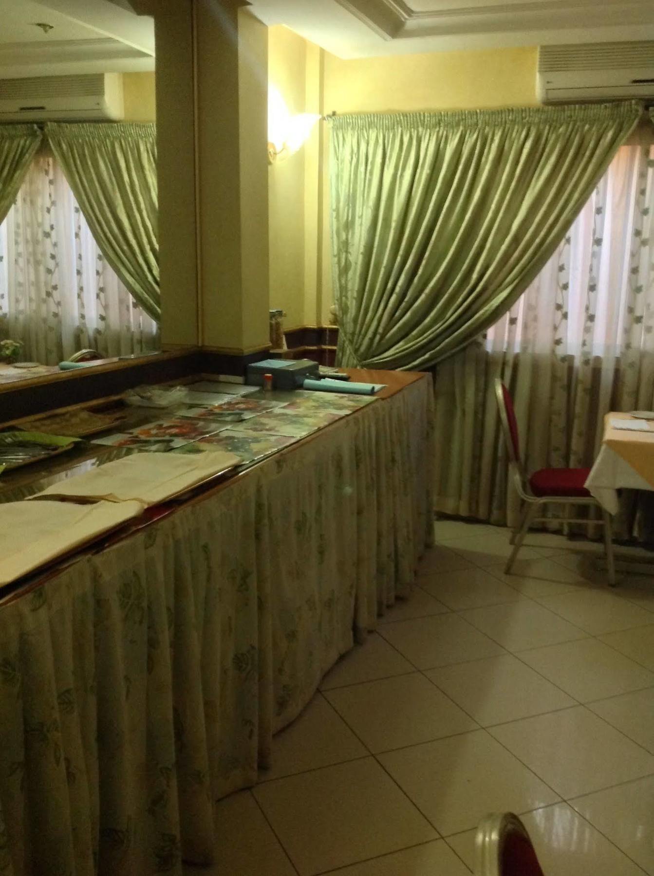 Faso Hotel Ouagadougou Exterior photo